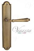 Дверная ручка Venezia на планке PL98 мод. Classic (мат. бронза) проходная