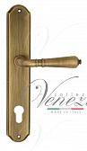 Дверная ручка Venezia на планке PL02 мод. Vignole (мат. бронза) под цилиндр